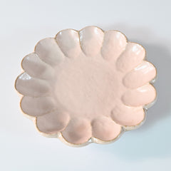 Pink Flower-Shaped Round Plate M