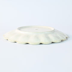 White Flower-Shaped Round Plate L