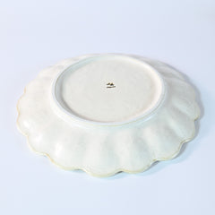 White Flower-Shaped Round Plate L